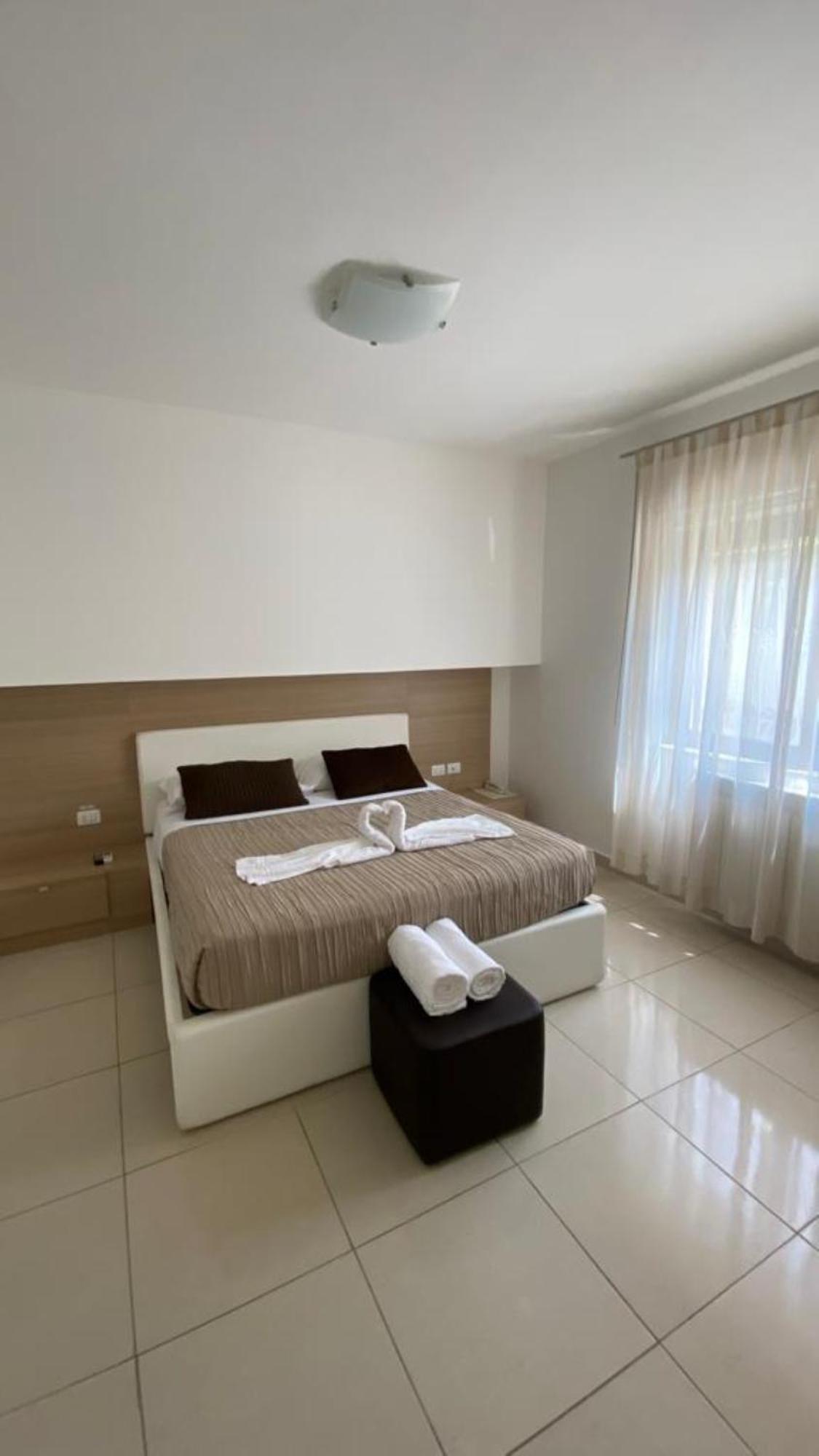 San Michele Apartments&Rooms Catanzaro Exterior foto